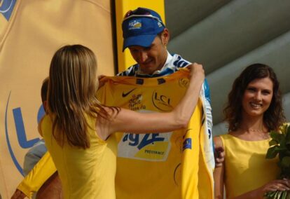 Dessel : « Aujourd’hui tu vas tout faire : maillot jaune, maillot à pois, victoire d’étape »